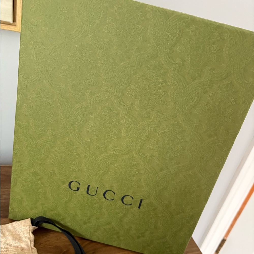 Gucci Maramont Shoulder Bag with Gold Accents - Picture 12 of 13